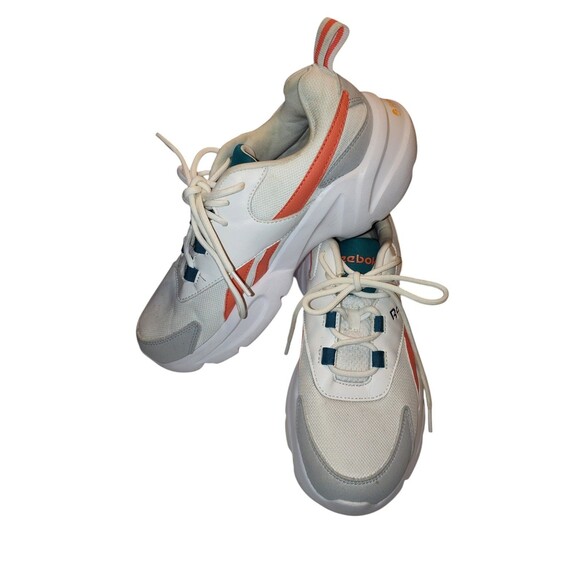 Athletic_Shoes